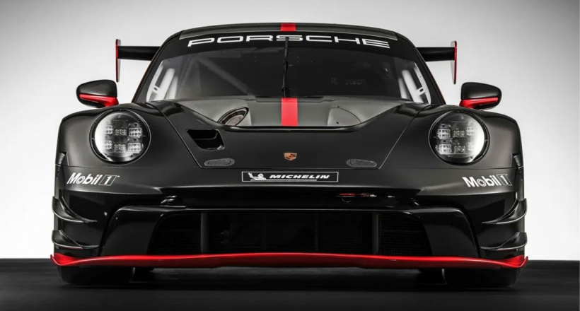 Porsche ra mắt 911 GT3 R 2023