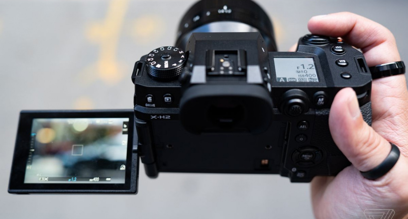 Fujifilm công bố máy ảnh X-H2 mới