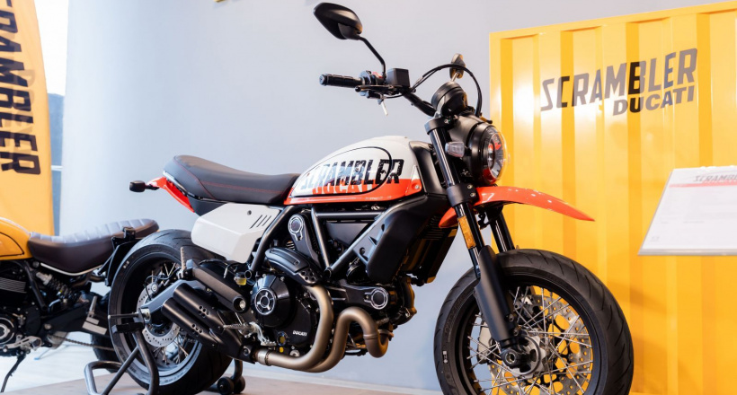 Scrambler Ducati Urban Motard 2022 có giá 410 triệu đồng tại Việt Nam