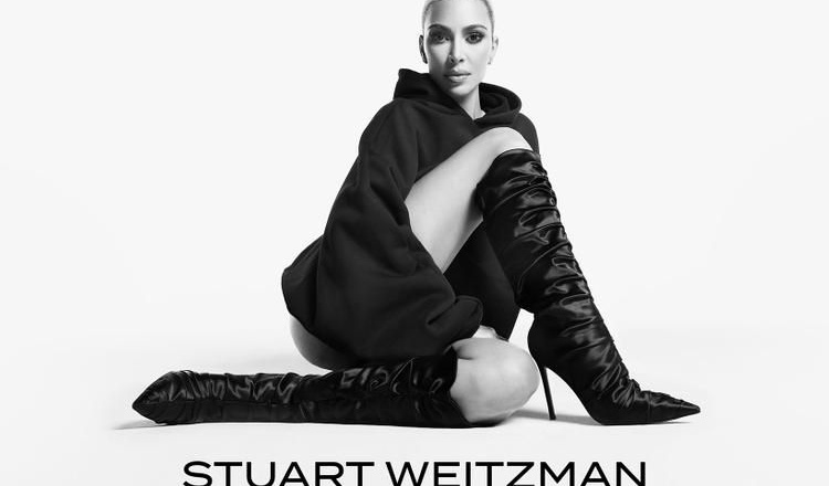Kim Kardashian là gương mặt mới nhất của Stuart Weitzman