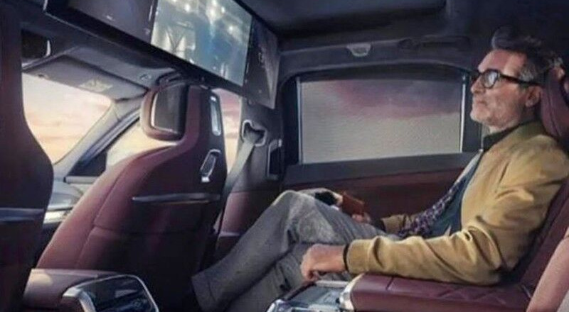 Khám phá những màn hình ô tô lớn nhất được trang bị trên các dòng xe