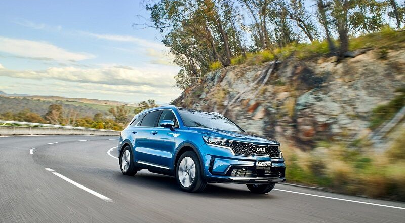 Kia Sorento Hybrid 2022 được nhận đặt cọc tại đại lý