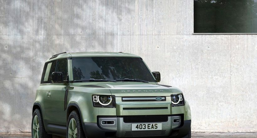 Land Rover Defender 75th Limited Edition có giá từ 6,699 tỷ đồng