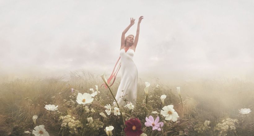 Tìm hiểu về thương hiệu Cosmoss - "đứa con tinh thần" của siêu mẫu Kate Moss