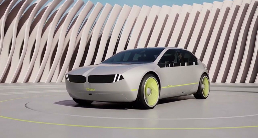 Chi tiết phiên bản sedan của Toyota Corolla 2023