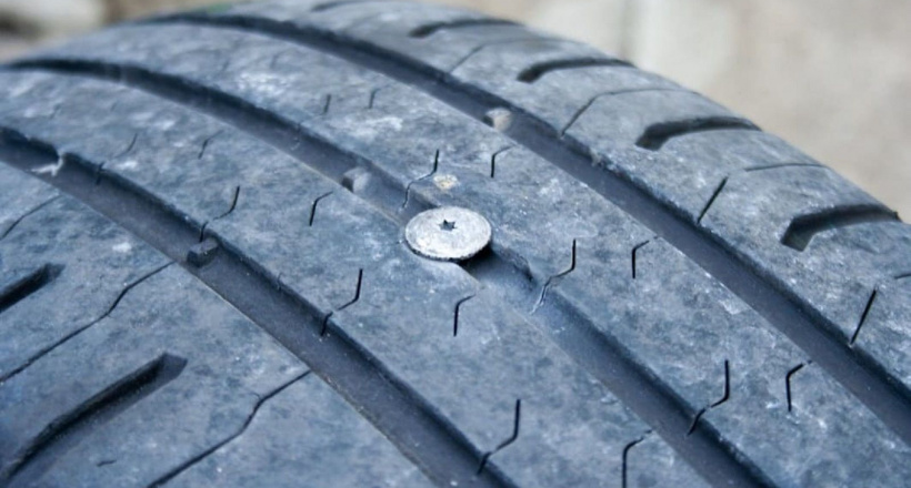 Mẹo xử lý nhanh khi lốp ô tô bị dính đinh hiệu quả ít ai biết
