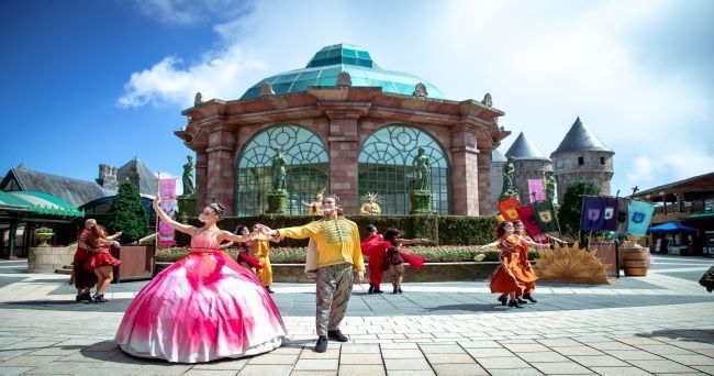 Tết đến Bà Nà Hills xem "Show xe" cổ độc nhất vô nhị