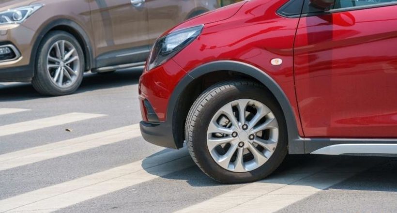 Những cách quay đầu xe ô tô đơn giản, đúng luật và an toàn