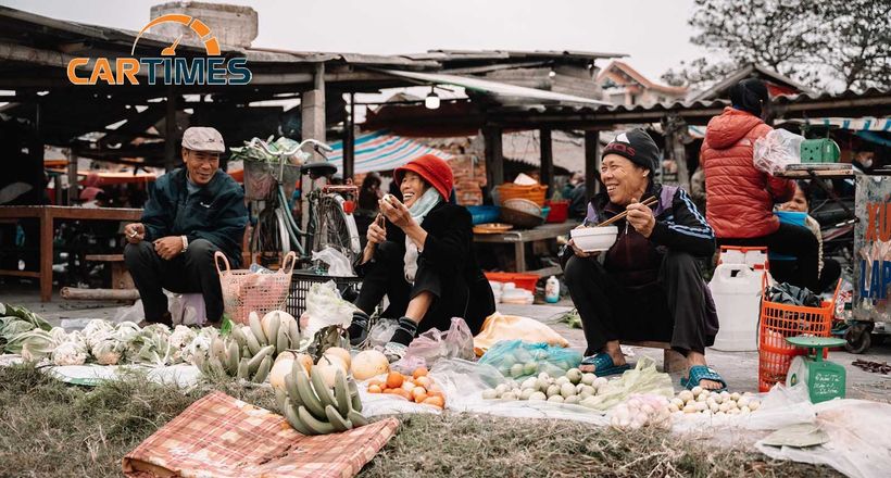 Chợ quê ngày Tết: Đậm văn hóa, rộn sắc xuân
