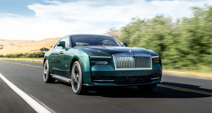 Ngồi thử Rolls-Royce Spectre giá từ 18 tỷ sắp về Việt Nam