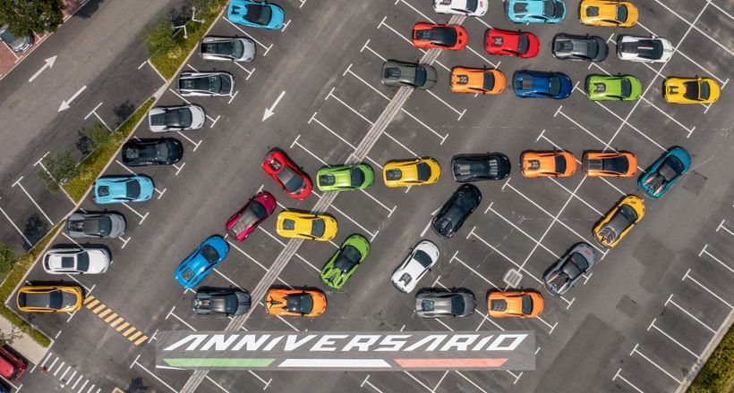 Lamborghini Esperienza Giro 2023 đã đến Đông Nam Á