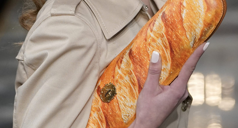 Bánh mì Baguette: Chiếc bánh mì được cả thế giới thời trang yêu thích