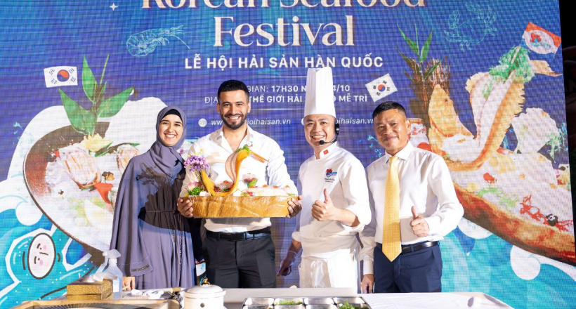 Đại sứ hữu nghị của Hà Nội tham gia Korean Seafood Festival