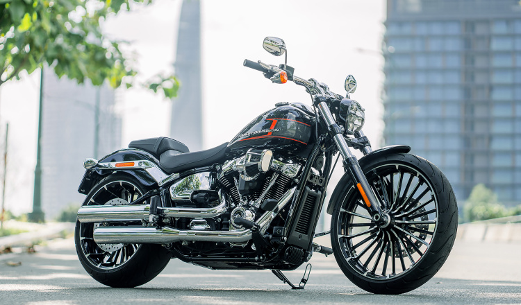 Harley-Davidson Breakout 117 2023 chào sân!