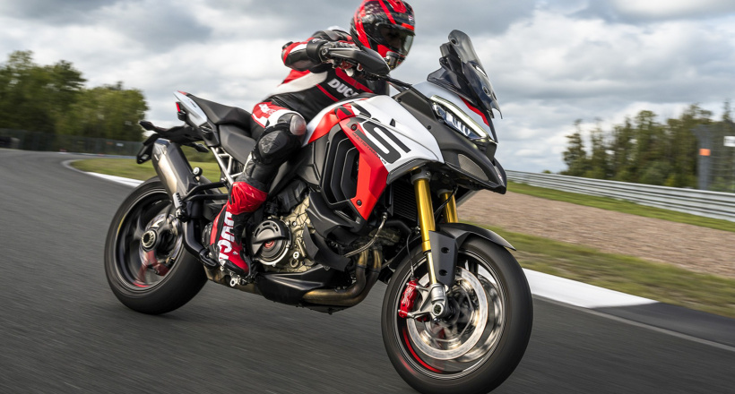 Multistrada V4 RS chính thức được Ducati ra mắt