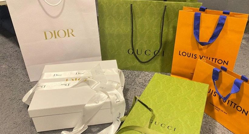 Doanh số của loạt thương hiệu Dior, Gucci, Louis Vuitton...lao đau
