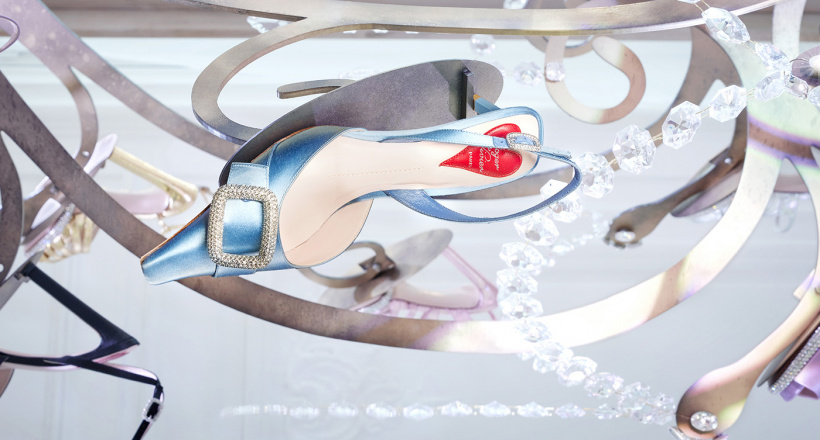 Ra mắt Roger Vivier xuân hè 2024 tại triển lãm Les Éléments Vivier