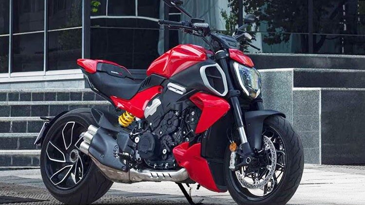 Ducati Diavel V4 2024 hơn 900 triệu tại Malaysia, sắp về Việt Nam