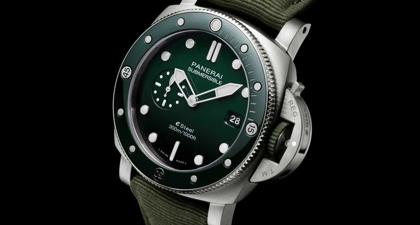Panerai hợp tác Prada ra mắt dòng đồng hồ Luminor Due tái sinh