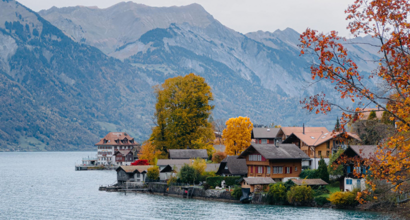 Lần đầu ngắm lá vàng ở miền trung Thụy Sĩ