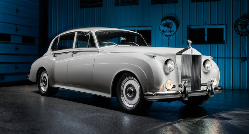Ringbrothers tiết lộ Rolls-Royce Silver Cloud II cổ điển