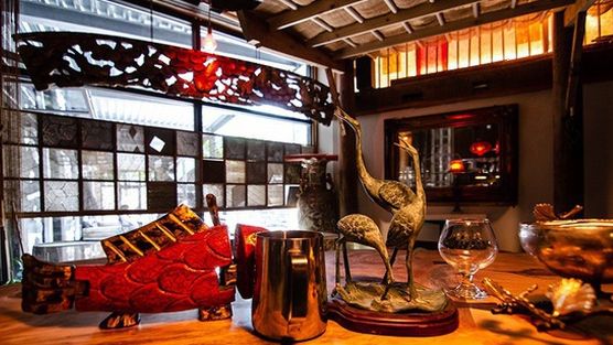 Nhà hàng Việt đưa hình ảnh mái hiên đến Mỹ, tạo ra không gian để bớt nhớ nhà