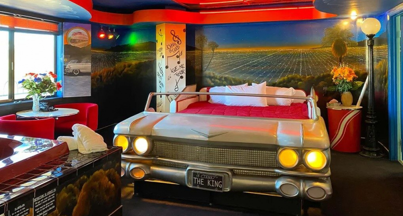 Hotel Kitsch: Chuyến tham quan thú vị về những nơi nghỉ kỳ ảo ở Mỹ
