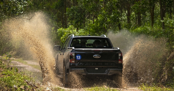 9 mẹo lái xe off-road chinh phục mọi địa hình