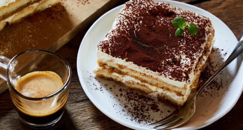 Bánh Tiramisu: Trải nghiệm món tráng miệng Ý ngon khó quên