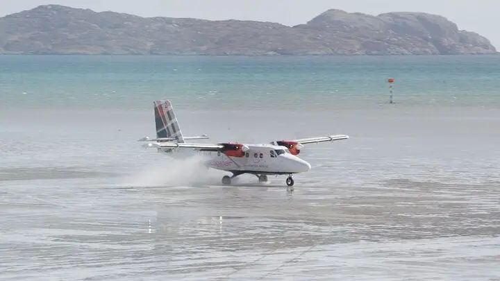 Sân bay Barra có đường băng biến mất hai lần mỗi ngày