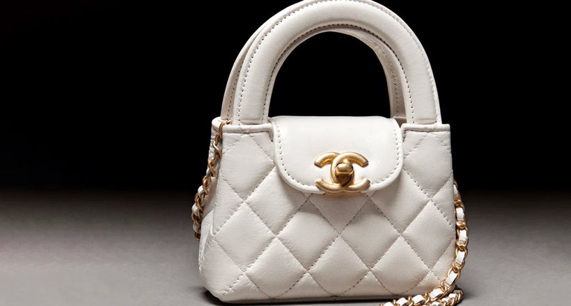 Bộ sưu tập Modern Collectile không thể bỏ qua túi Nano Chanel