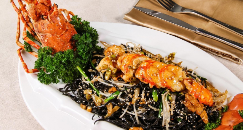 Khám phá ẩm thực nguyên bản tại Dim Tu Tac