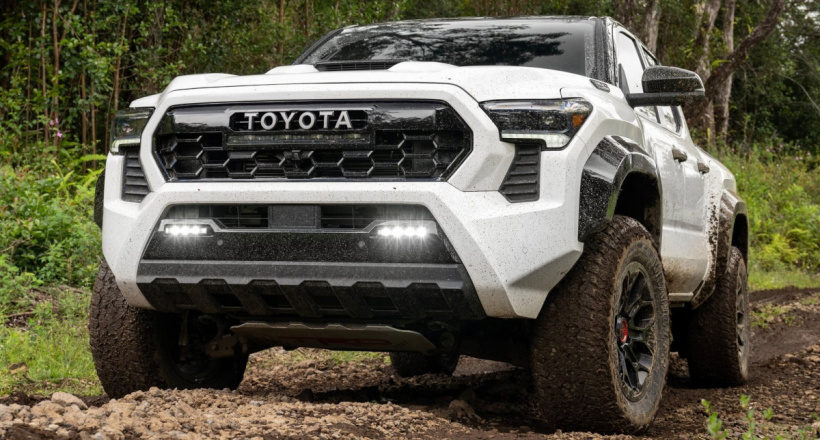 Toyota Tacoma 2024 - vua bán tải nâng cấp toàn diện