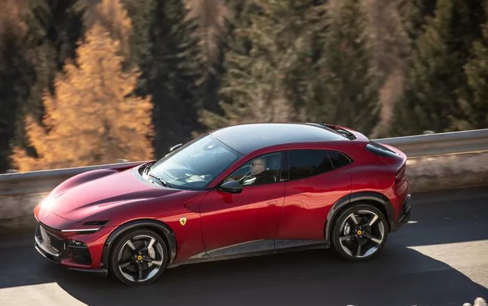 Ferrari Purosangue khó "làm nên chuyện" tại thị trường Việt Nam?