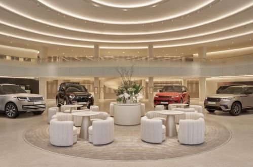 JLR Việt Nam hiện thực hoá chiến lược “Modern Luxury” tại Hà Nội