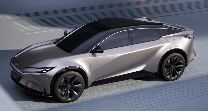 Chính thức trình làng xe điện Toyota Sport Crossover Concept thiết kế sành điệu