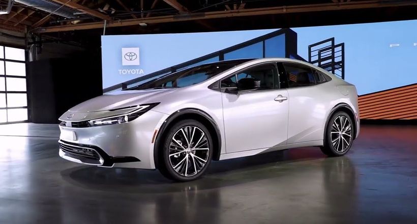 Chi tiết Toyota Prius 2023 thế hệ thứ 5