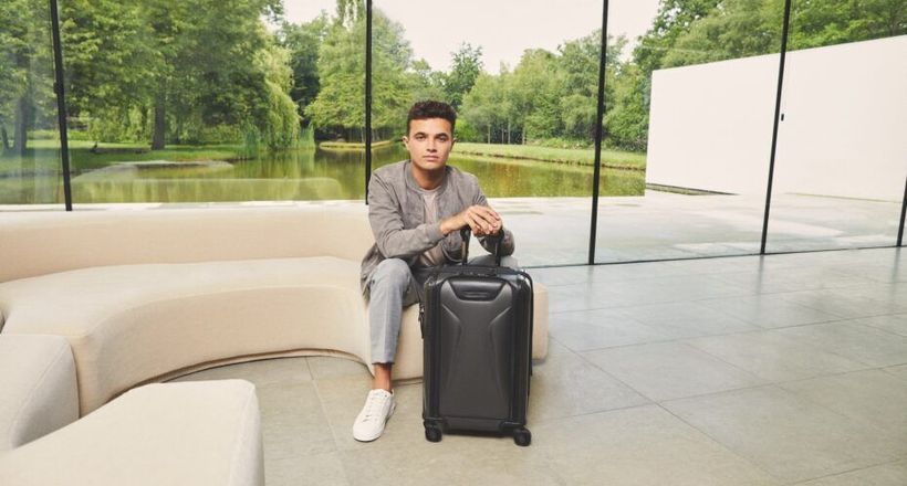 TUMI chiếc dịch Unpack Tomorrow cùng những ngôi sao đa lĩnh vực