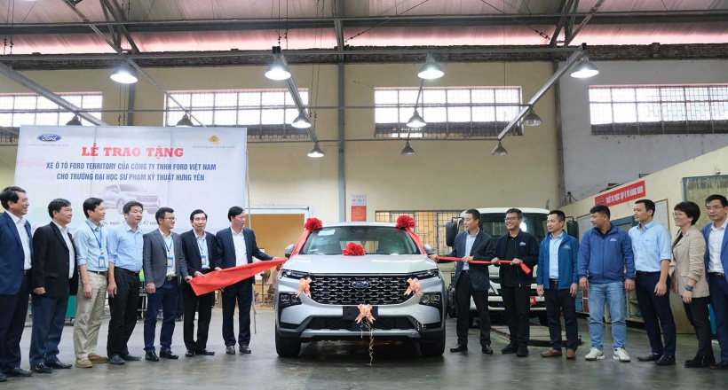 Ford Việt Nam tặng nguyên một chiếc Territory mới cho các Trường Kỹ thuật