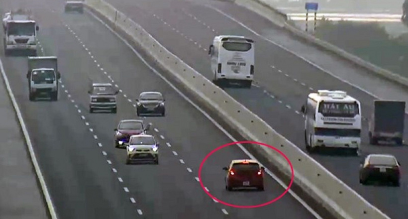 Mức phạt xe ô tô đi ngược chiều trên đường cao tốc là bao nhiêu?