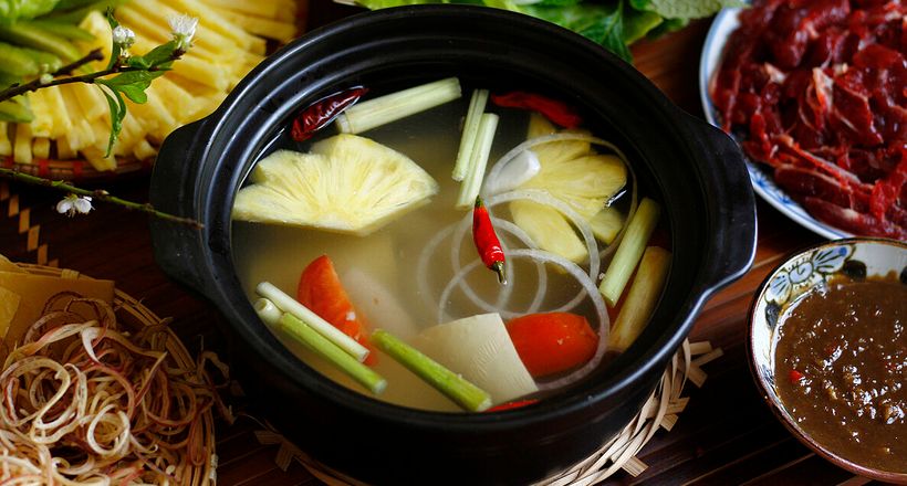 Bò nhúng giấm vào top 50 món ngon Đông Nam Á