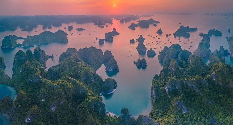 Báo Mỹ gọi vịnh Hạ Long là 'thánh địa du lịch châu Á'