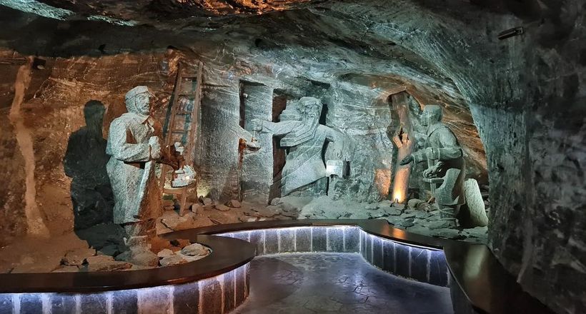 Bên trong mỏ muối Wieliczka cổ ở Ba Lan