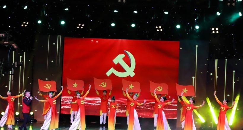 Thanh Hoá: Chương trình nghệ thuật “Niềm tin dâng Đảng” kỷ niệm 93 năm ngày thành lập Đảng