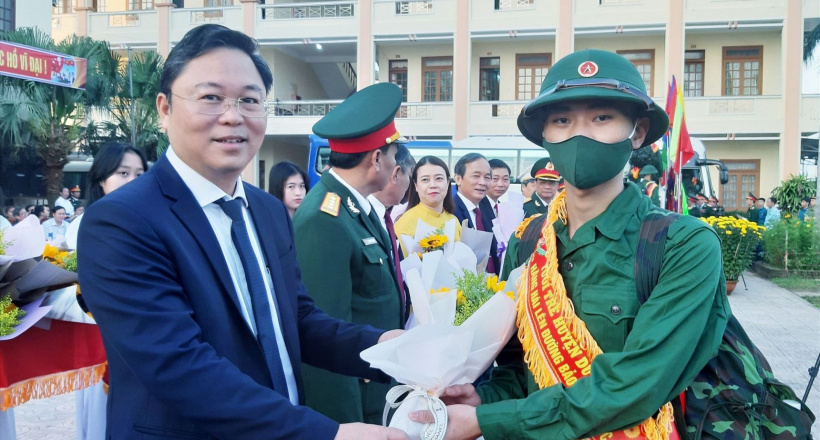 Hào hứng trong ngày nhập ngũ tại tỉnh Ninh Thuận, Khánh Hòa, Đà Nẵng, Quảng Nam