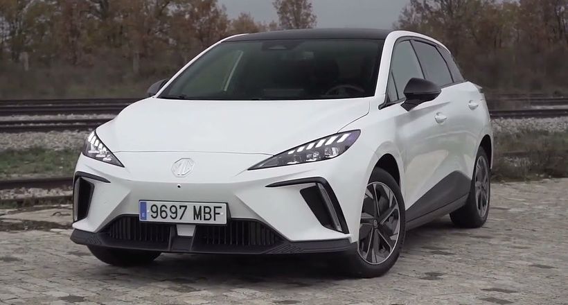 Chi tiết ô tô điện MG4 2023 sắp bán ở Việt Nam