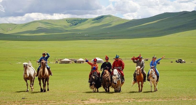 Tour Mông Cổ 9N8Đ: Khám phá vùng đất của những thảo nguyên xanh bát ngát