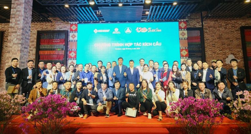 Chương trình "Hợp tác kích cầu 120 năm du lịch Sa Pa"