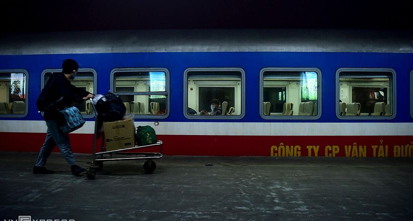 Tàu Bắc - Nam là 'cách tốt nhất khám phá Việt Nam'