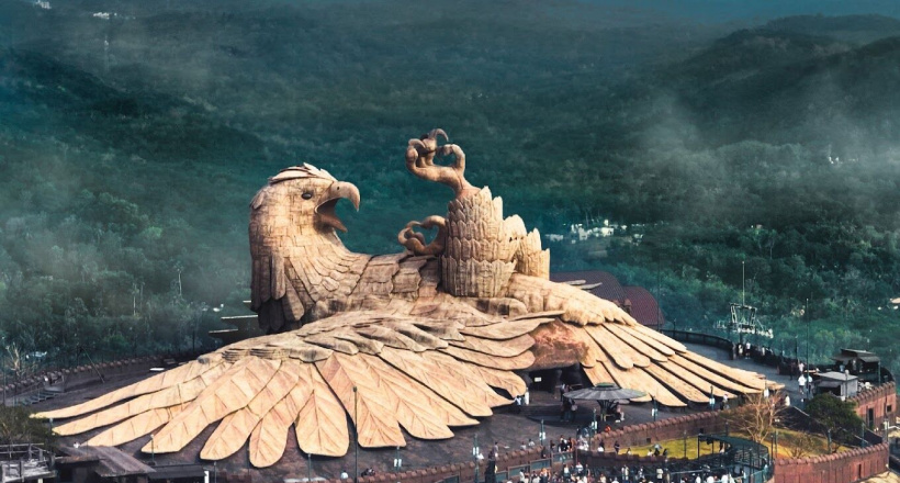 Tượng chim đá khổng lồ ở Ấn Độ - Bức tượng điêu khắc lớn nhất thế giới